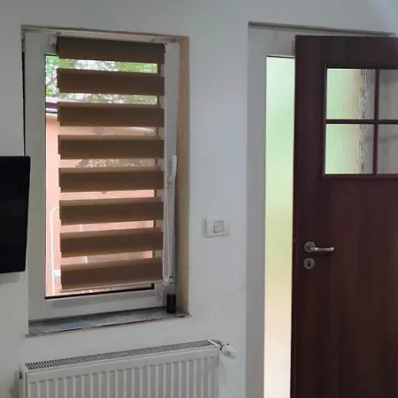 Gæstehus Casa Magnolia Douăzeci şi Trei August