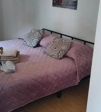 Guest house Casa Magnolia Douazeci si Trei August